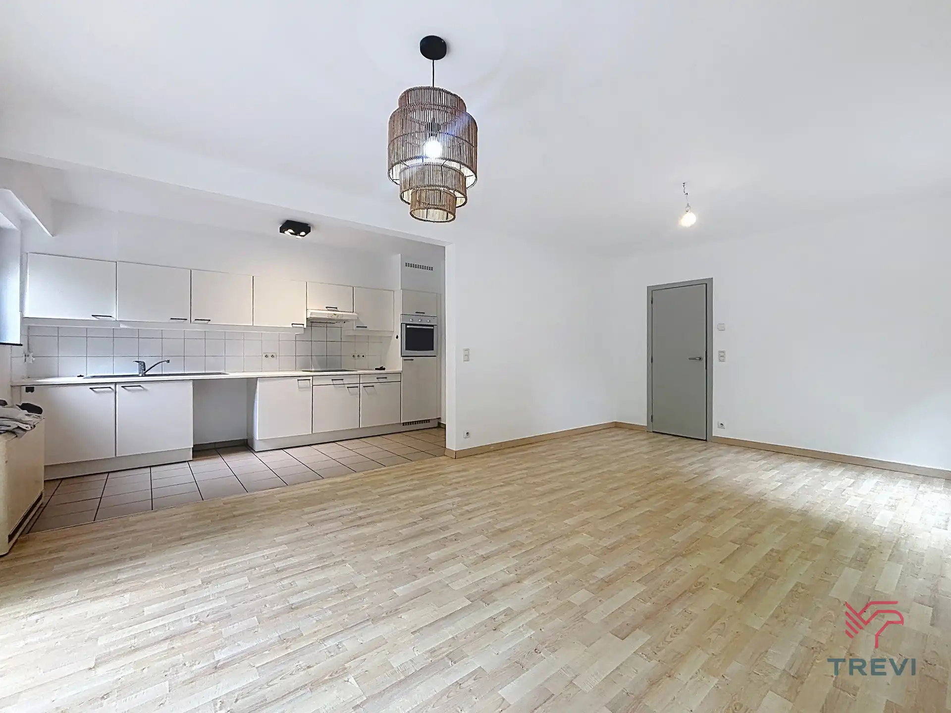 Mooi appartement met 2 slaapkamers + parkeerplaats foto 5