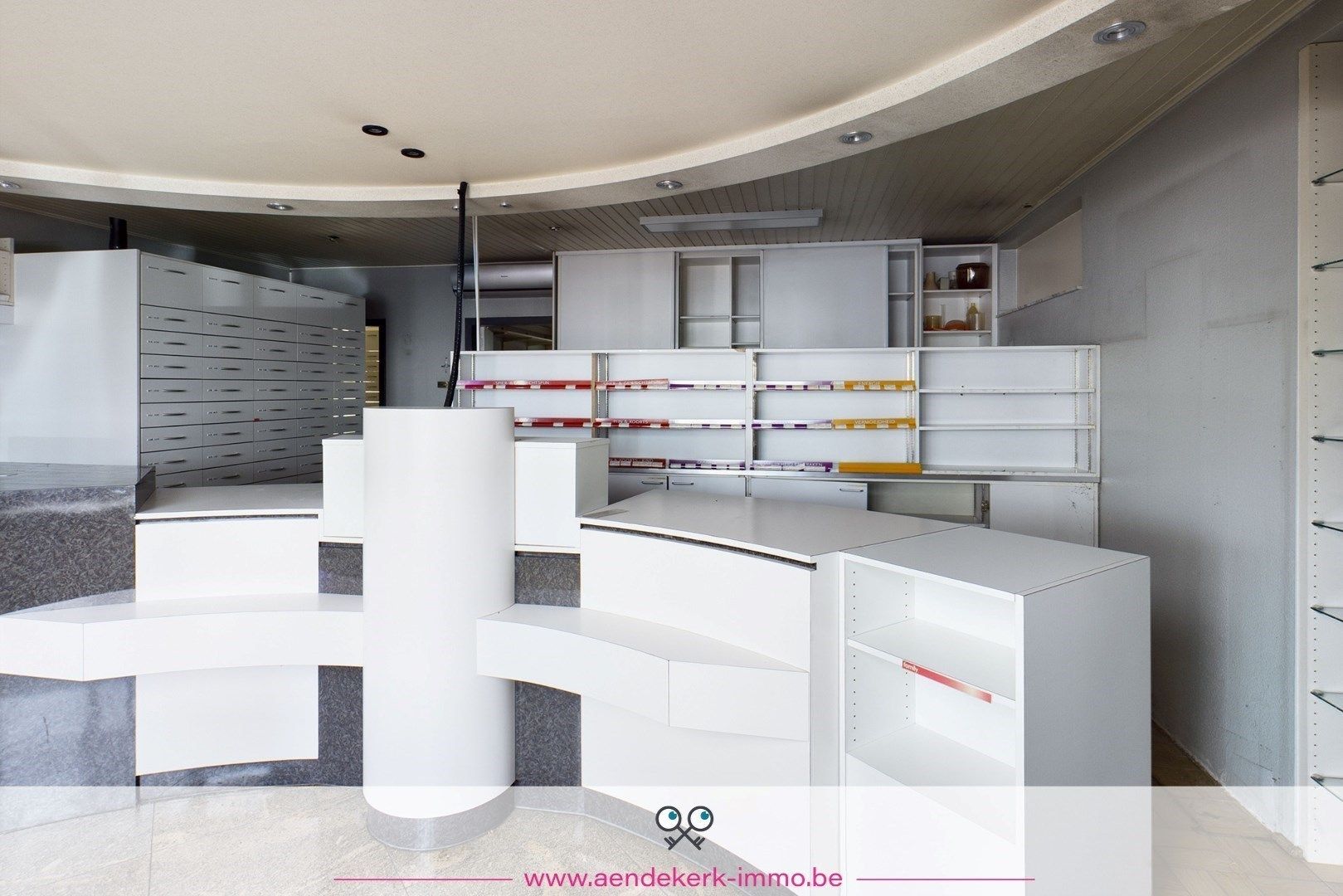 Ruime gezinswoning met handelsruimte in Kinrooi foto 6