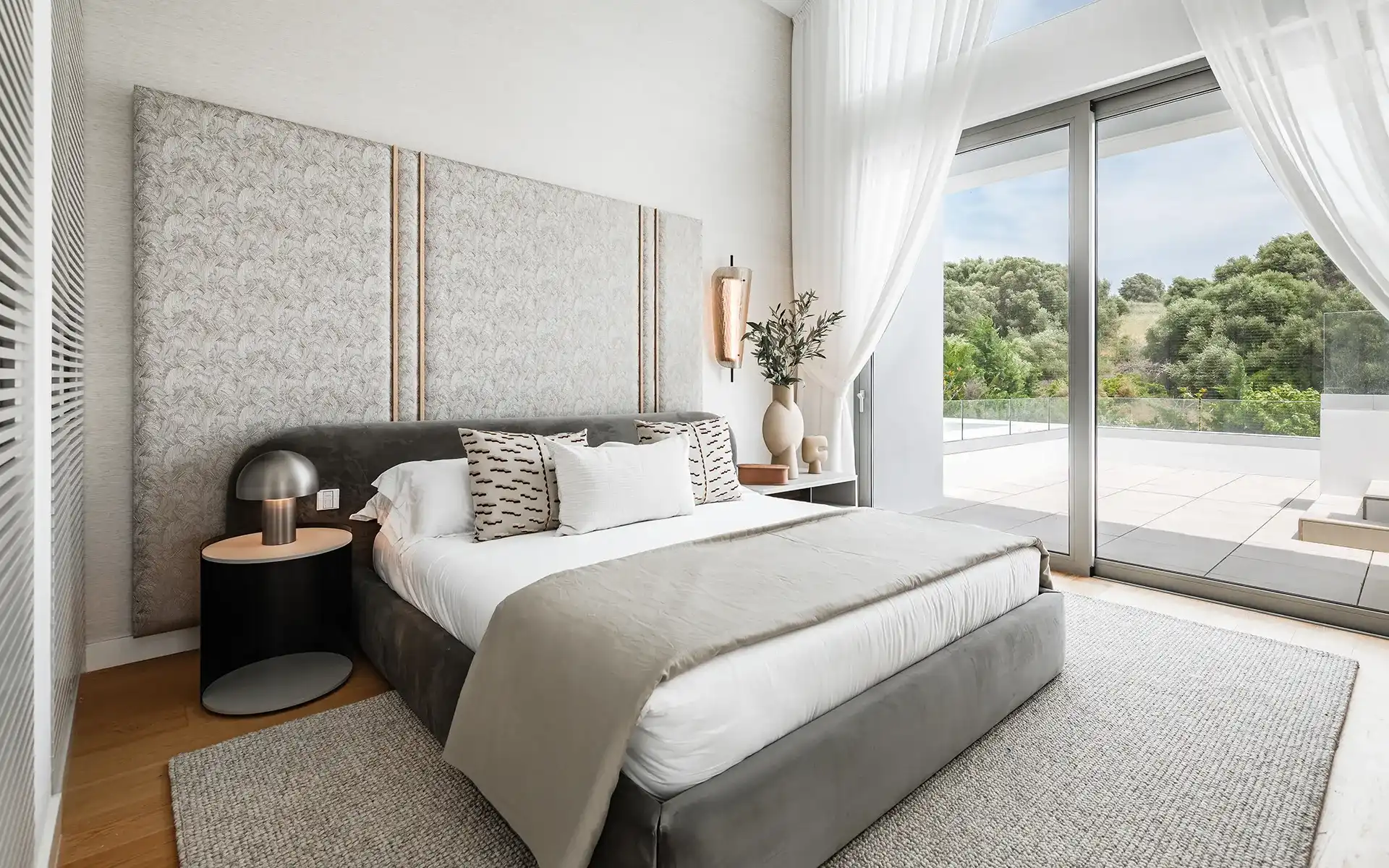 Moderne designvilla in El Paraíso op de New Golden Mile van Marbella foto 11