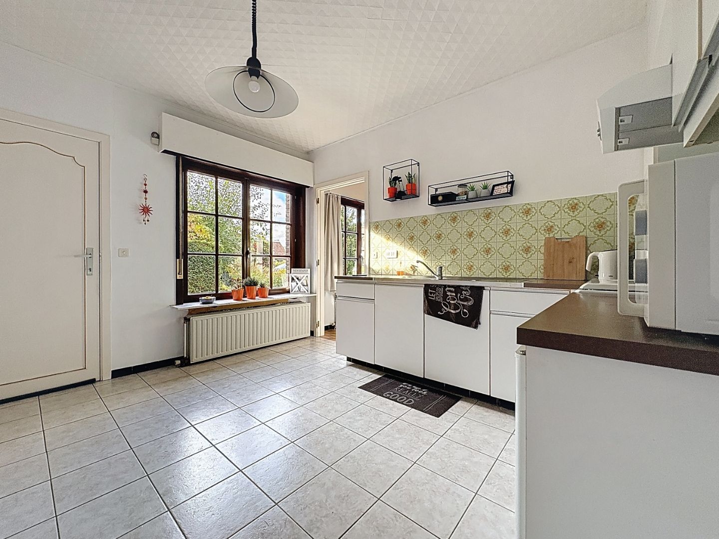 Mooie gelijkvloerse te renoveren villa in rustige, doodlopende straat in Gistel. foto 10