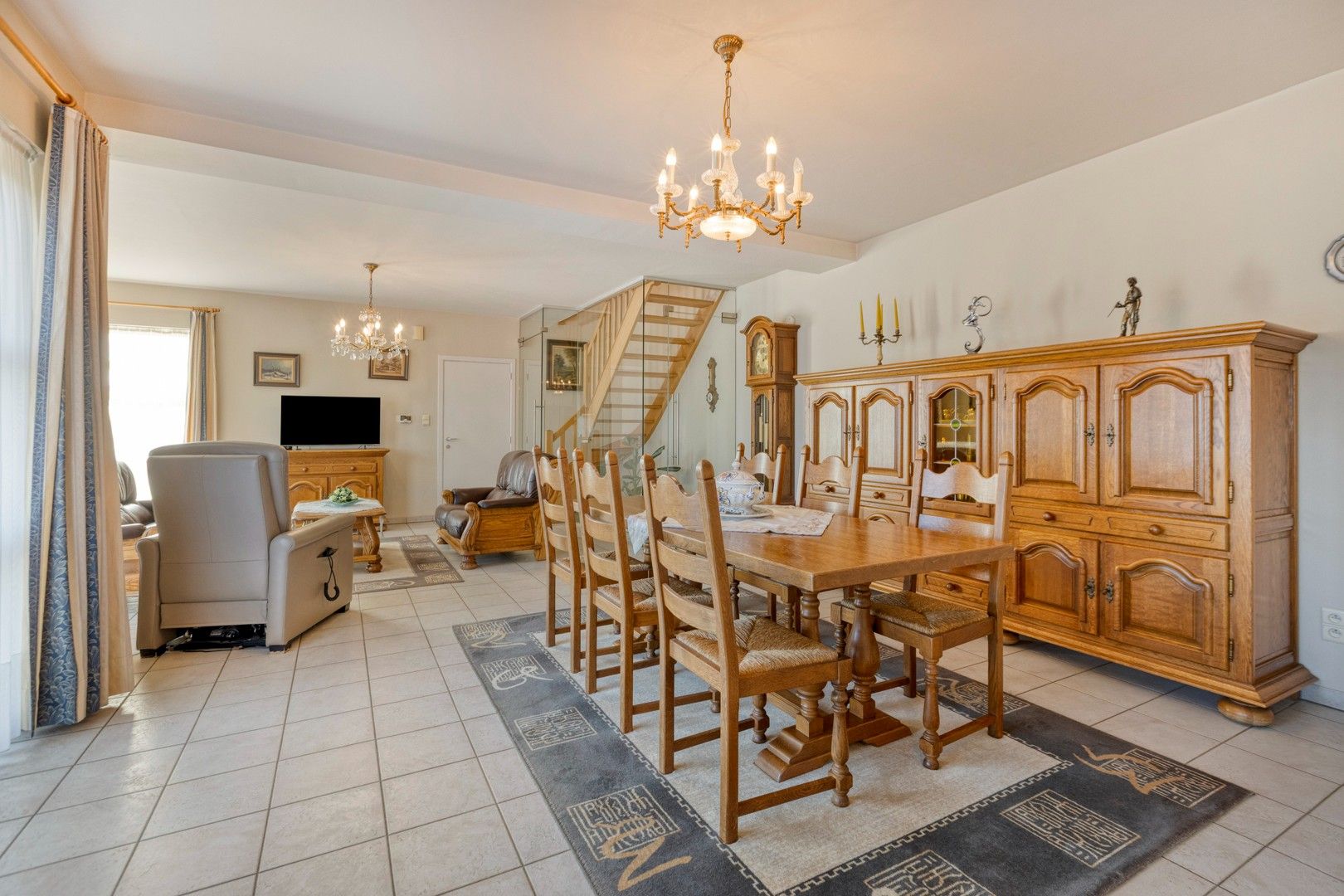 Pater Daemsstraat 1, Diest foto 7