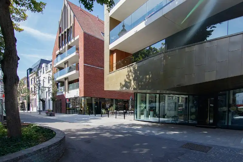 Moderne serviceflat met 2 ruime slaapkamers, 2 badkamers en een uitnodigend terras op een TOP locatie in het centrum van Hasselt foto 19