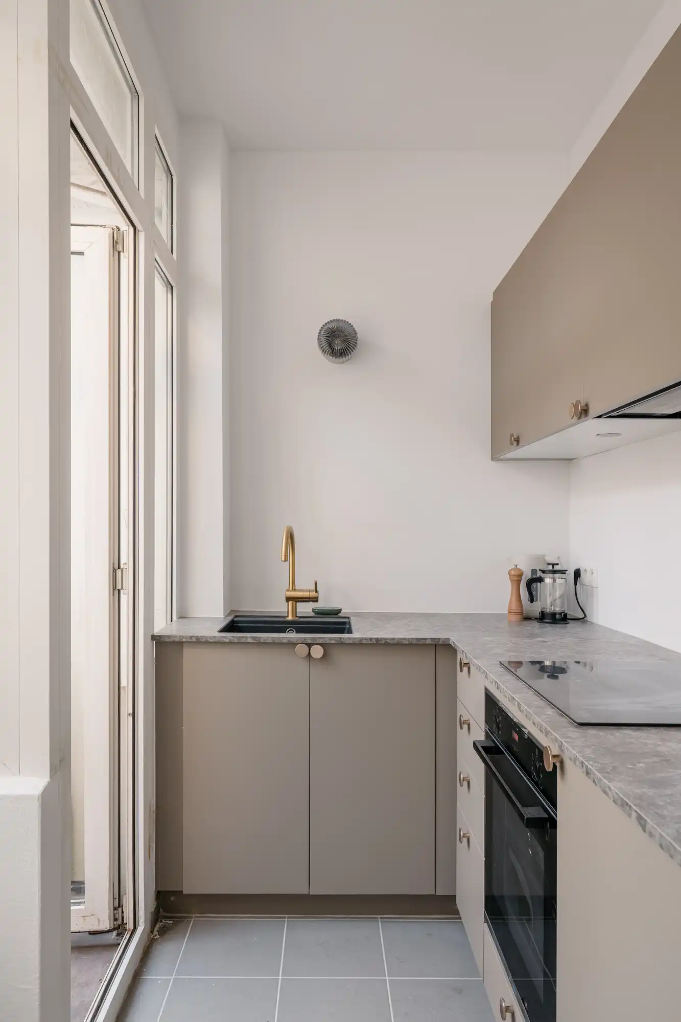 Iets met seks, een dwergteckel en La Dada aan het Stadspark foto 8