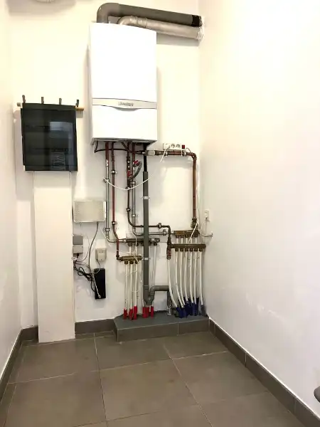 INSTAPKLAAR GELIJKVLOERSAPPARTEMENT MET ZUIDGERICHTE KOER foto 12