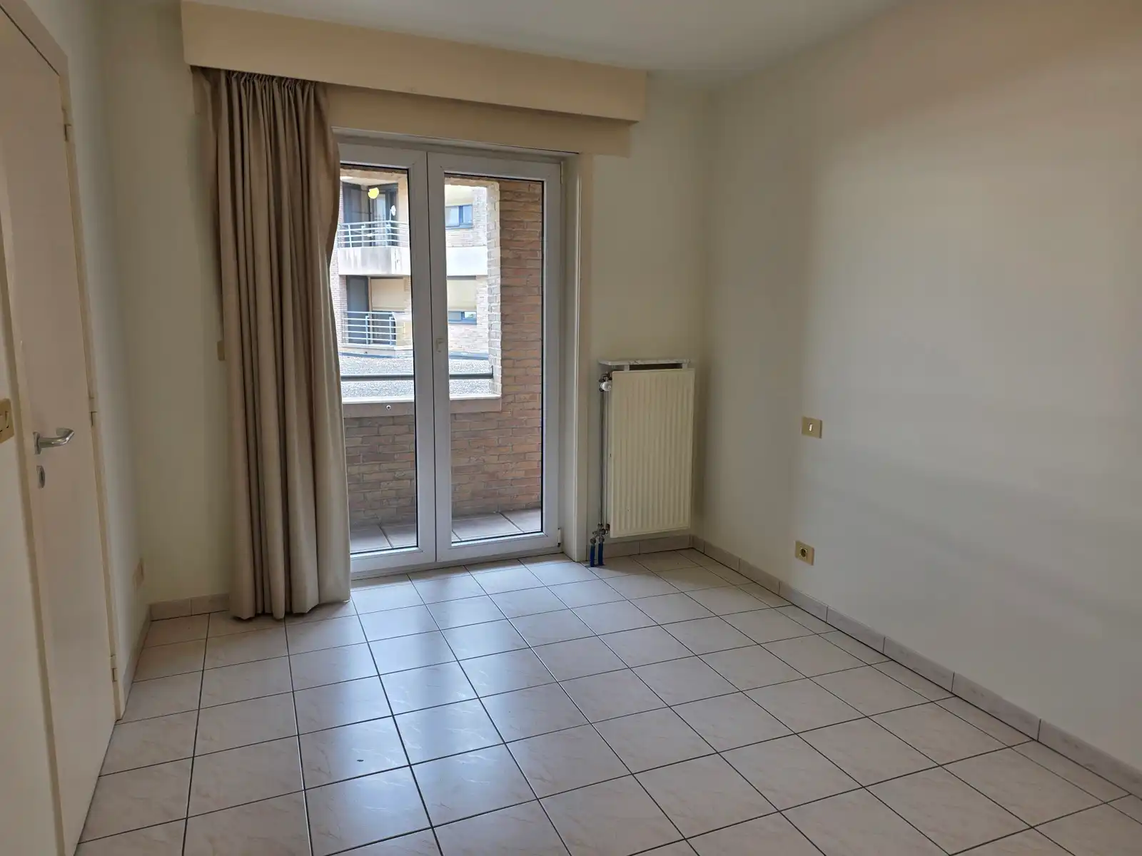 Instapklaar appartement met dubbele garage op de Veemarkt!!! foto 17
