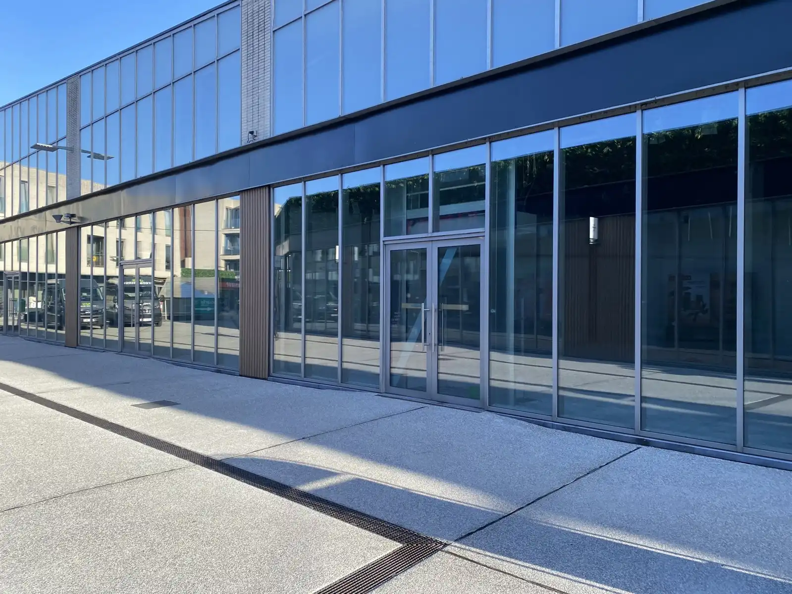 Commerciële ruimte te huur Warande 42 - 9120 Beveren-Kruibeke-Zwijndrecht