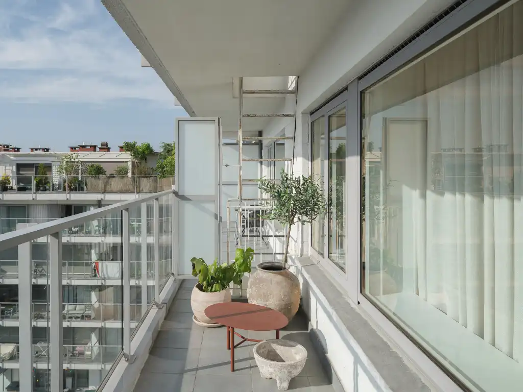 Exclusief gerenoveerd appartement met frontaal zicht op het Citadelpark foto 8