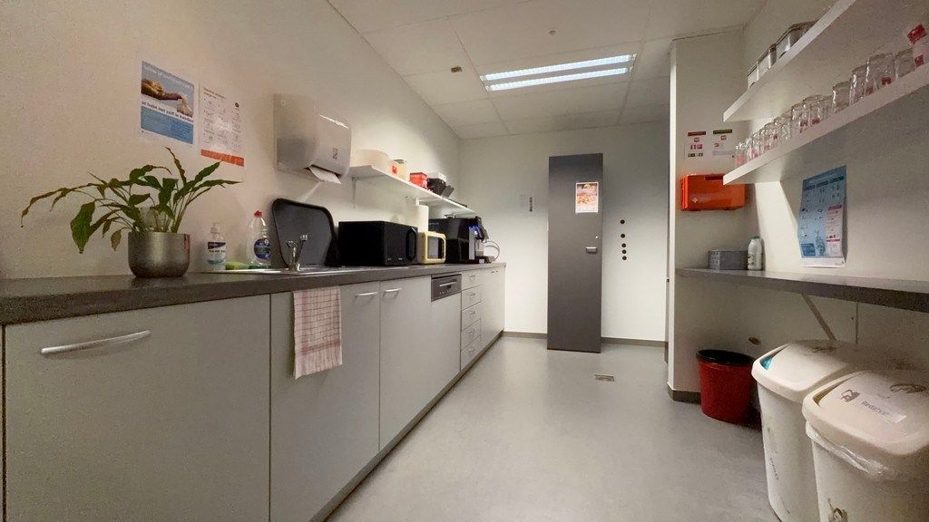 Gelijkvloerse kantoren te koop langs Singel in Antwerpen foto 20