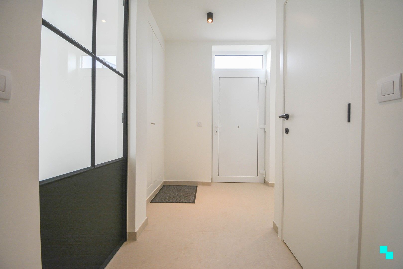 Alleenstaande, nieuwbouw woning op hoekperceel te Hooglede foto 3