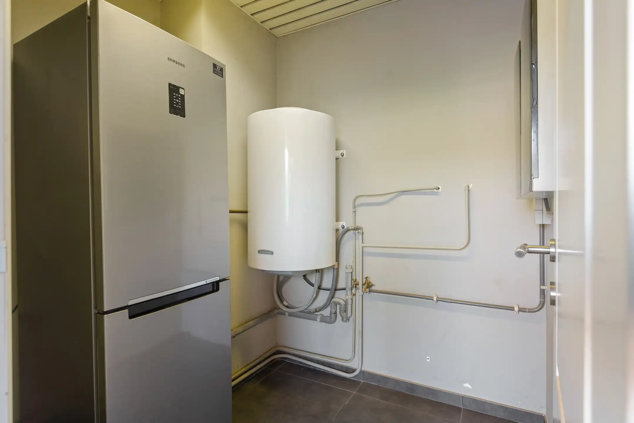 Ruim en verzorgd gelijkvloers appartement met 3 slaapkamers foto 5