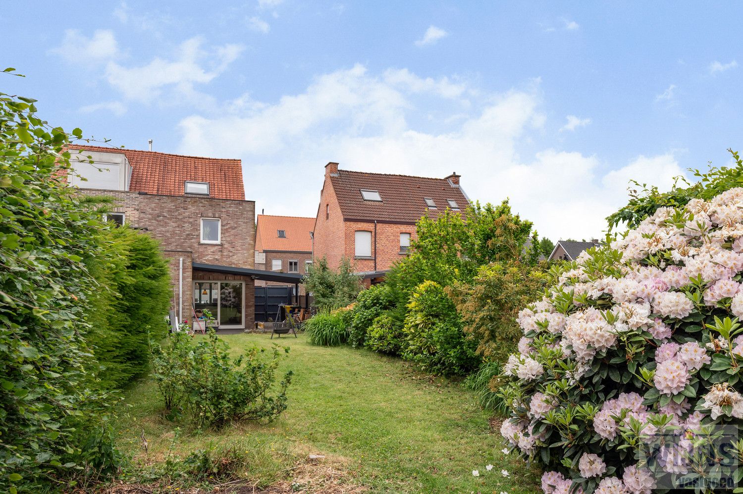 Charmante HOB met prachtige tuin foto 16