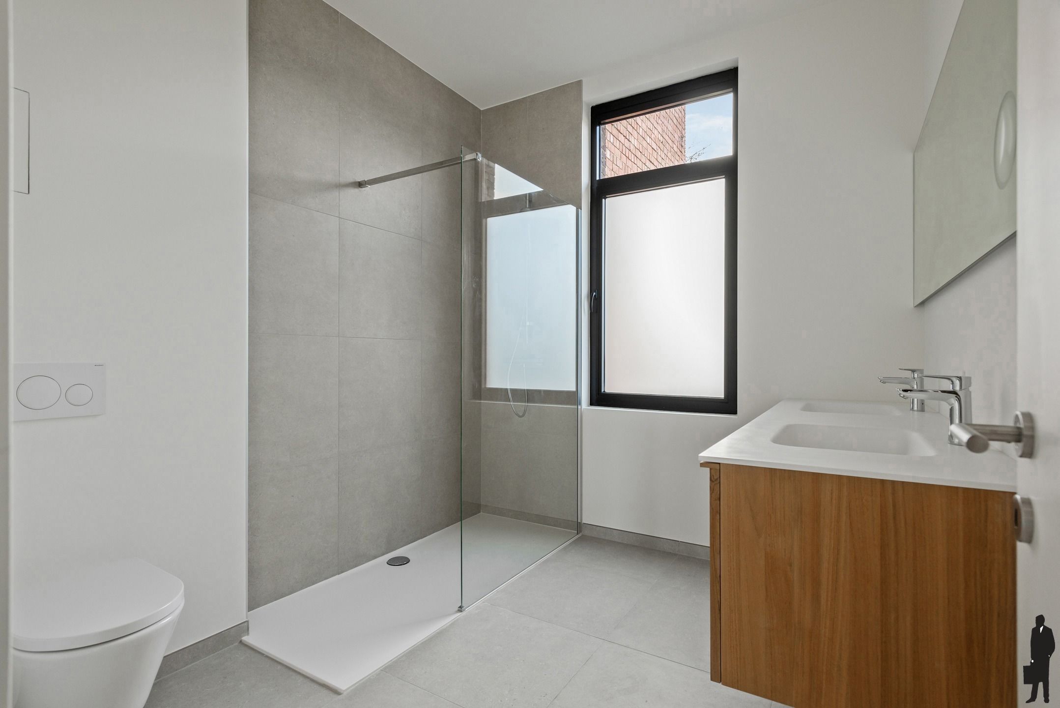 Gerenoveerde woning met 3 ruime slaapkamers en zuid tuin foto 14