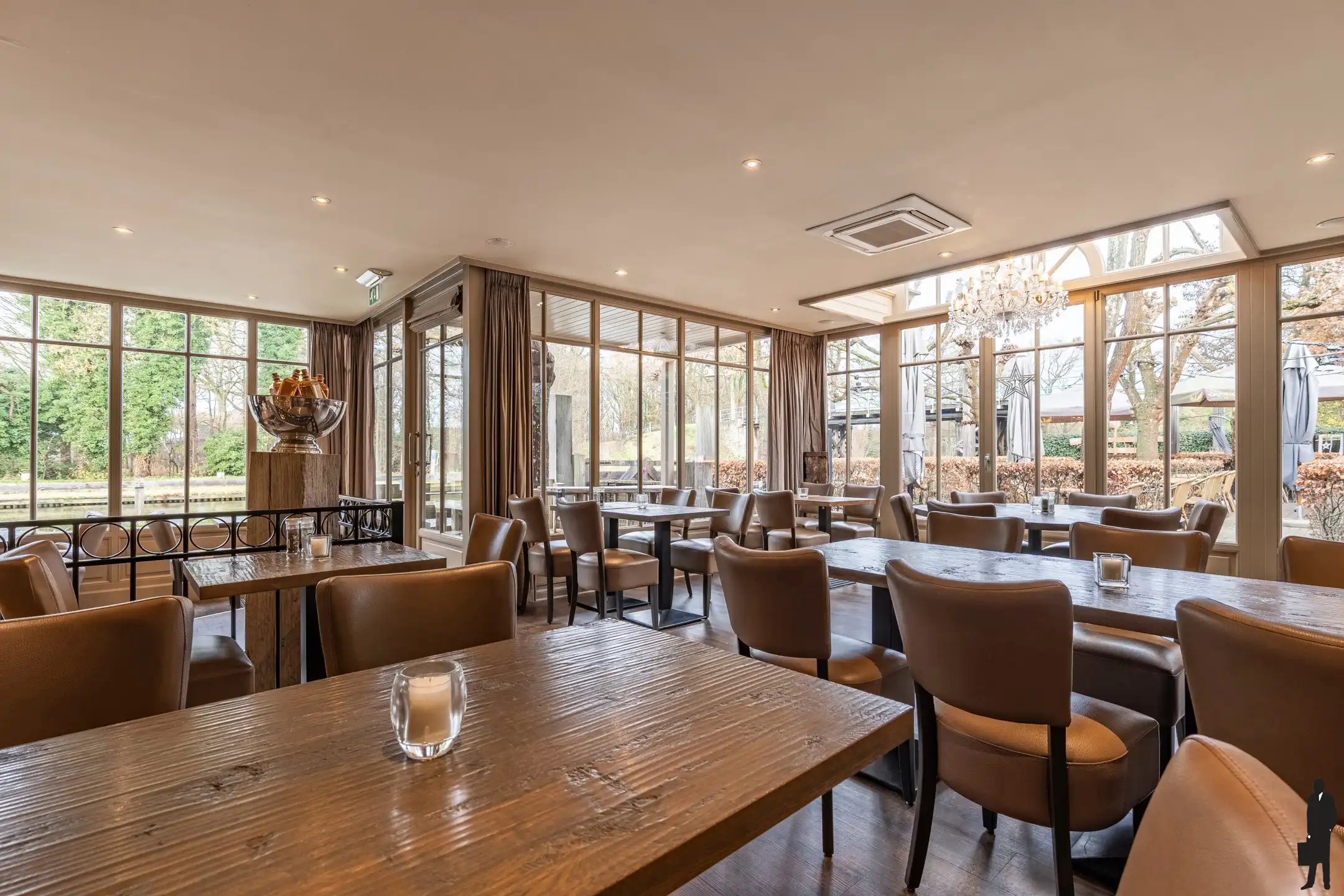 Brasserie met ruime duplexwoning en bouwgrond op toplocatie foto 6