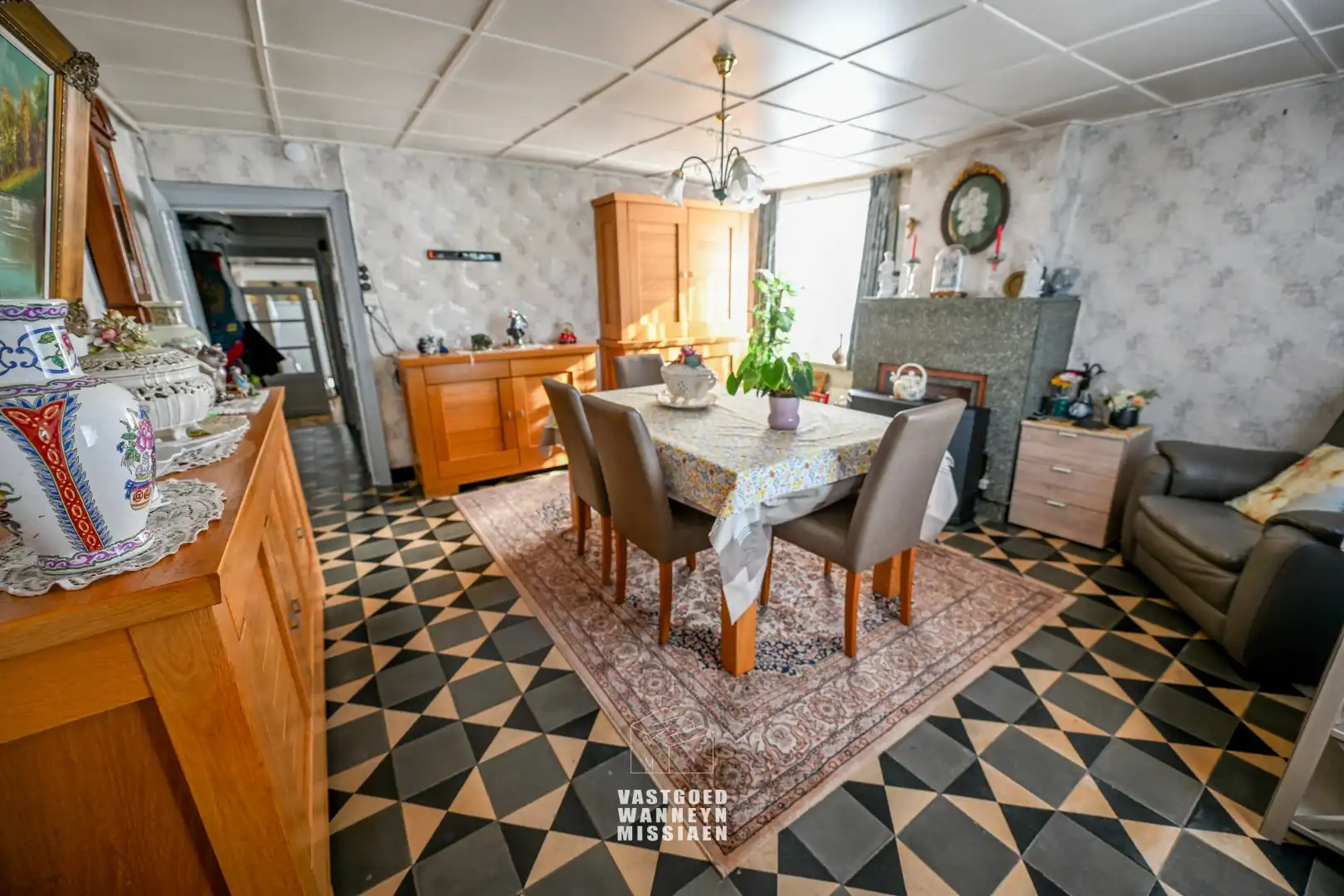 Landelijk gelegen te renoveren woning op 1.063m2 foto 4