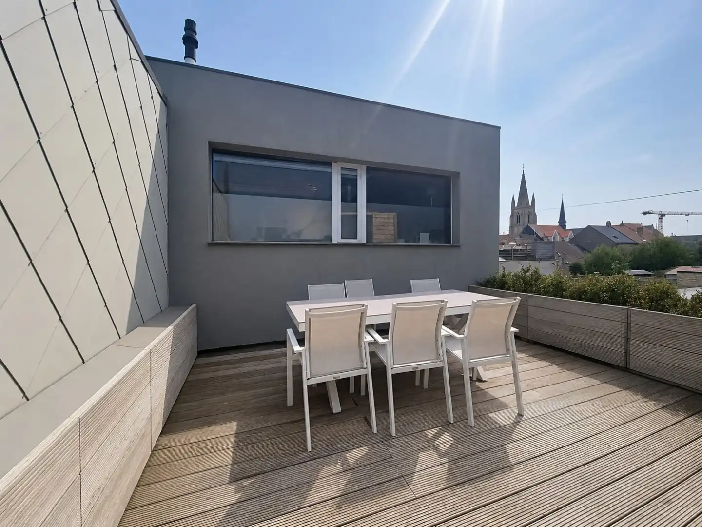 Instapklare, gerenoveerde woning met zongericht terras in Nieuwpoort-Stad foto 7