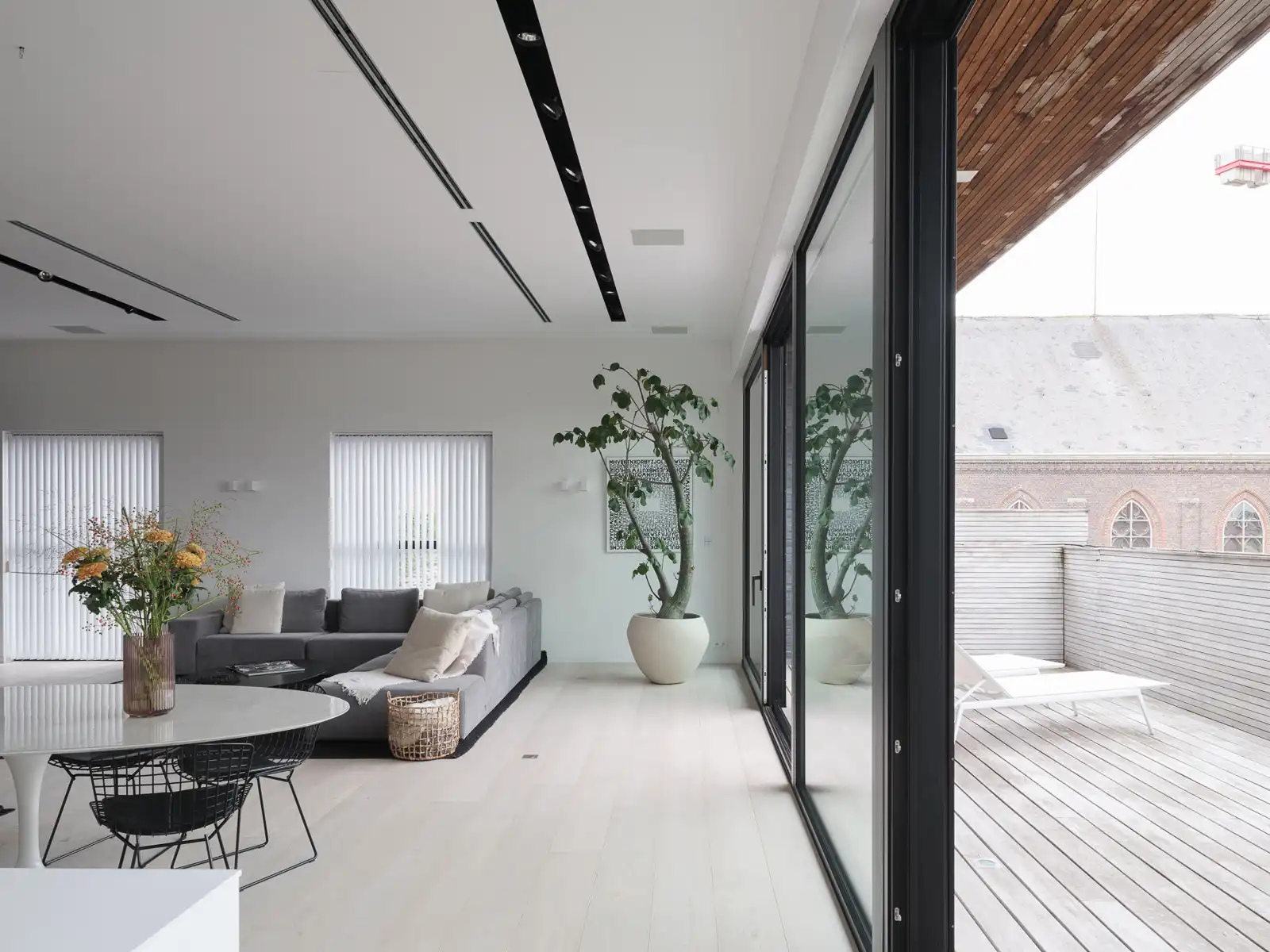Luxueuze penthouse in hartje Eeklo foto 6