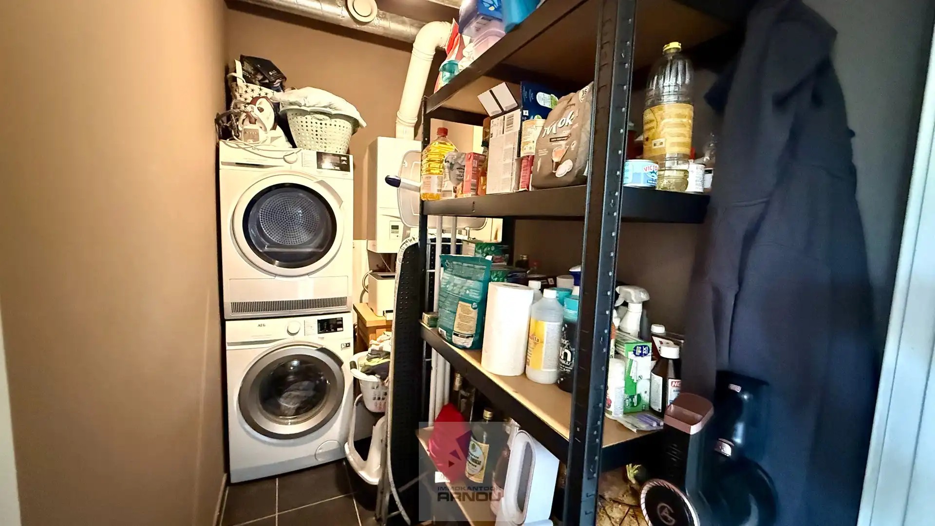 Centraal gelegen, gelijkvloers appartement met 2 slaapkamers en ruim terras met zicht op de Leie foto 13