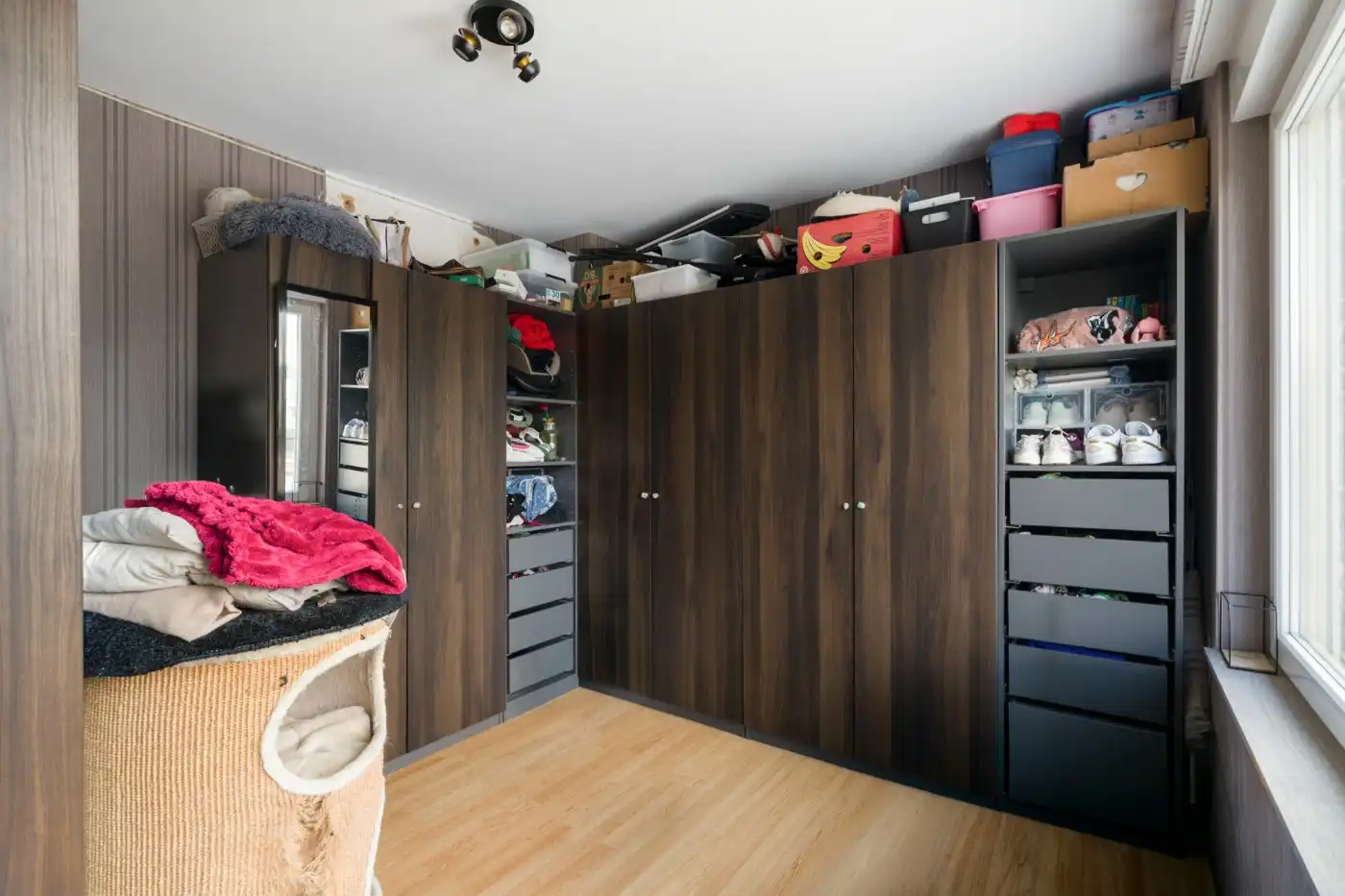Gerenoveerde woning met 3 slpk. en tuin foto 17
