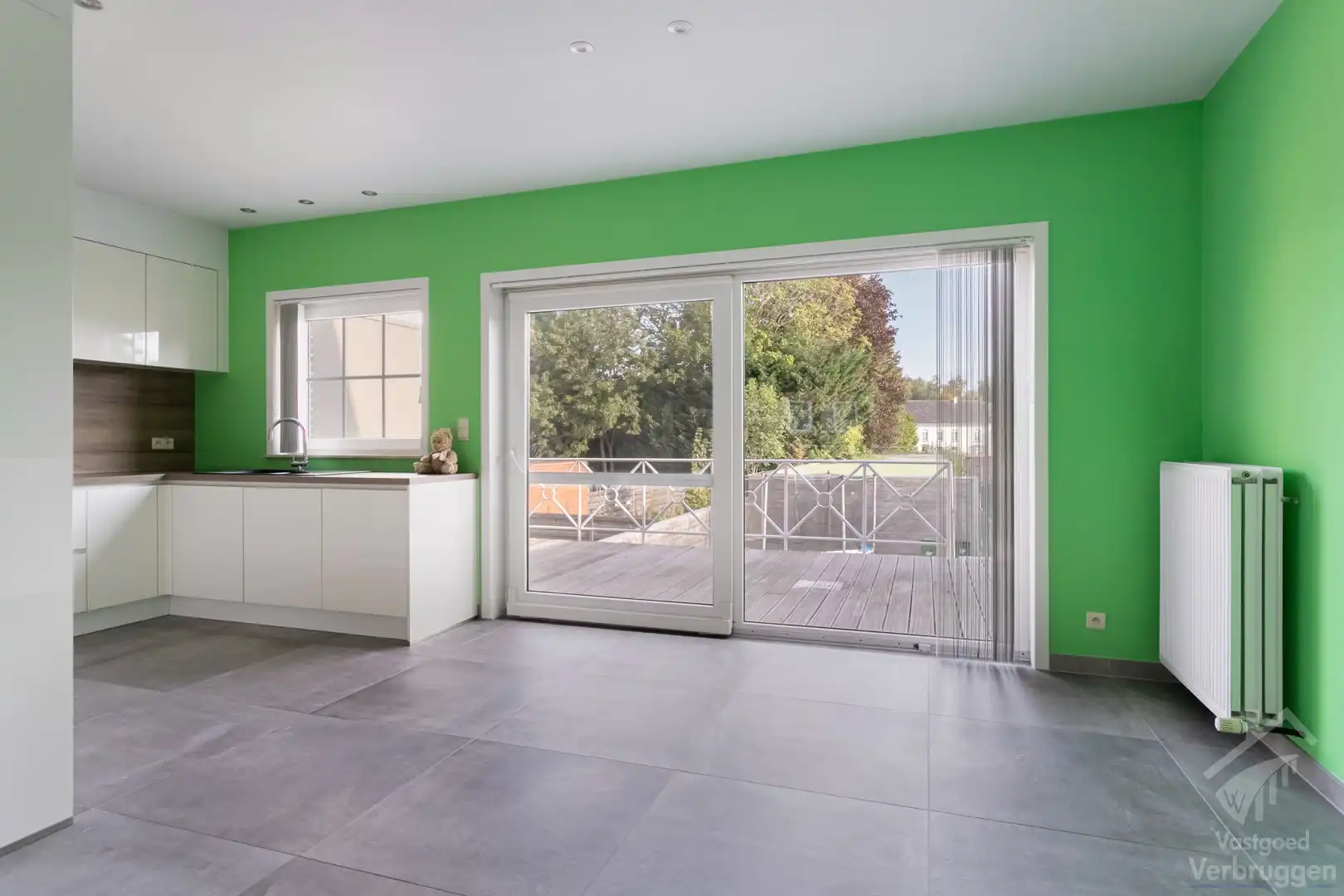 Instapklare moderne woning met 3 slaapkamers, bureau en dubbele garage foto 10