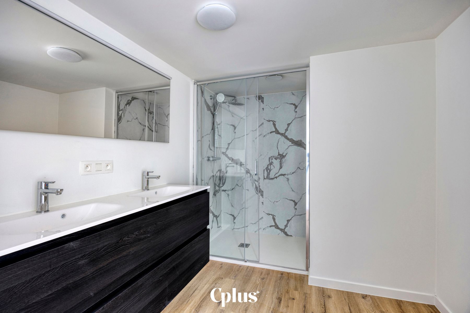 Energiezuinig en gerenoveerde duplex - te huur foto 11