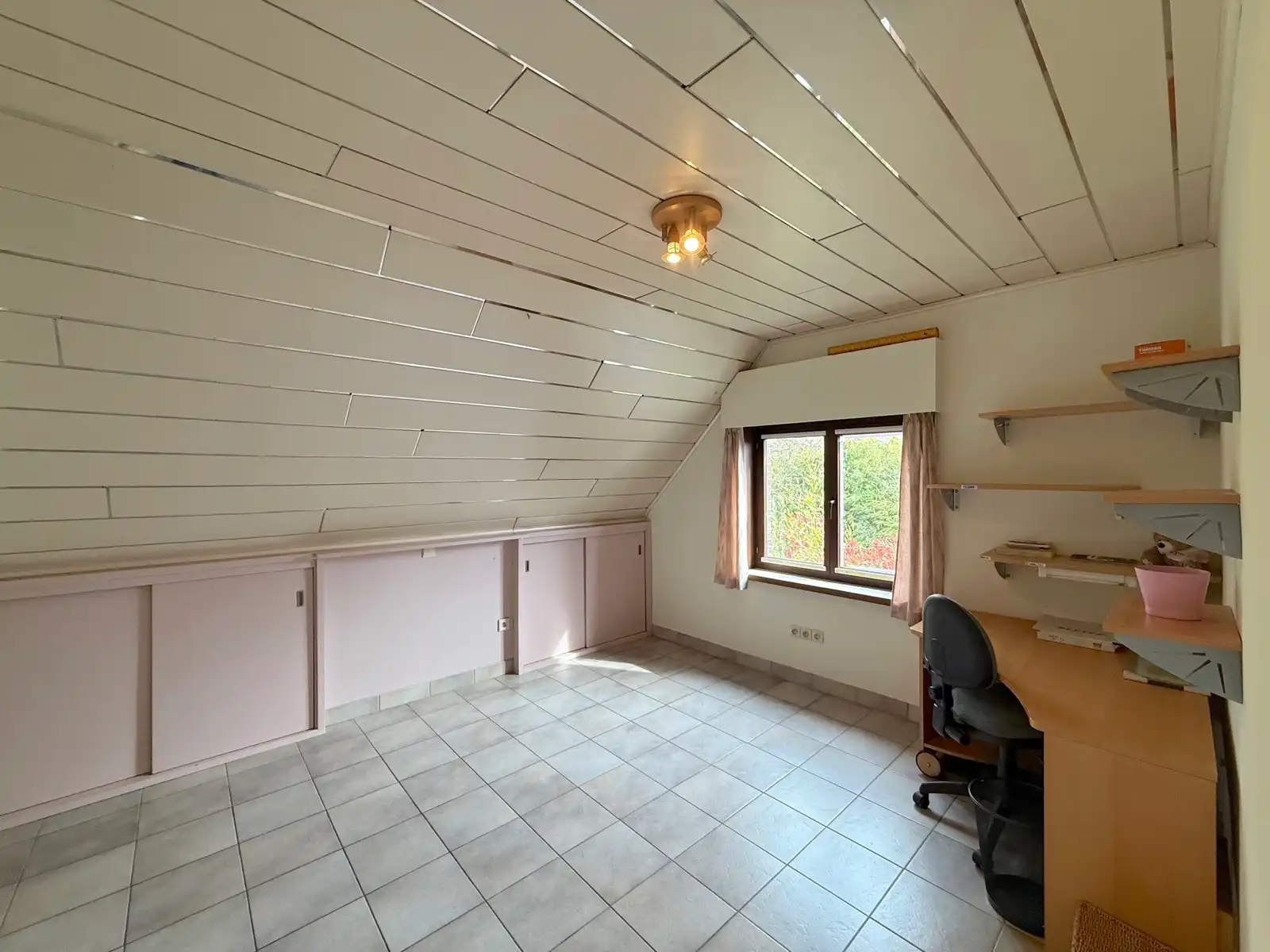 Villa met 4 slaapkamers en zongerichte tuin foto 20