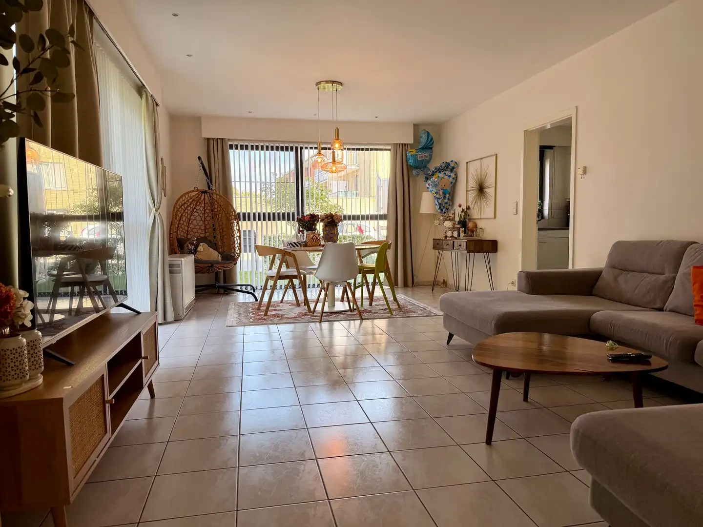 Ideaal gelegen gelijkvloers appartement met garage foto 2