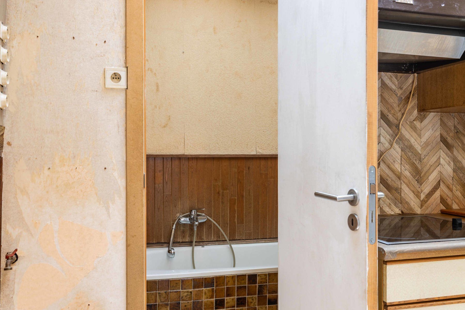 Te renoveren woning in centrum Geraardsbergen foto 10