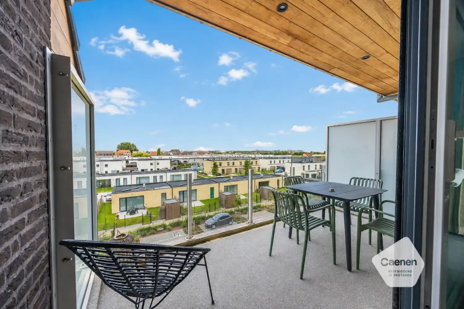 Lichtrijk duplex-appartement te residentie Modena foto 3