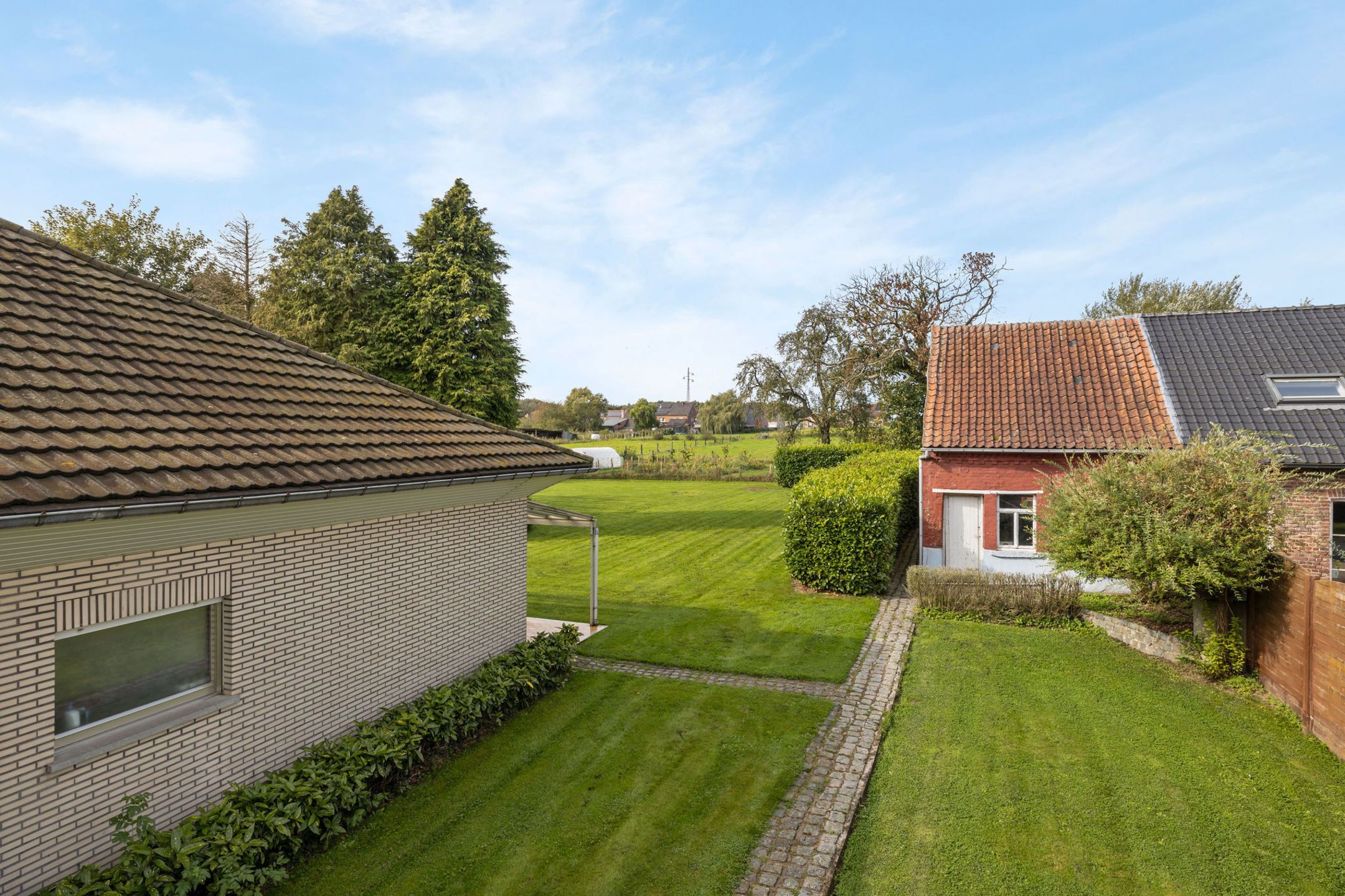 Zr ruime solide villa (alles gelijkvloers) met grote tuin  foto 5