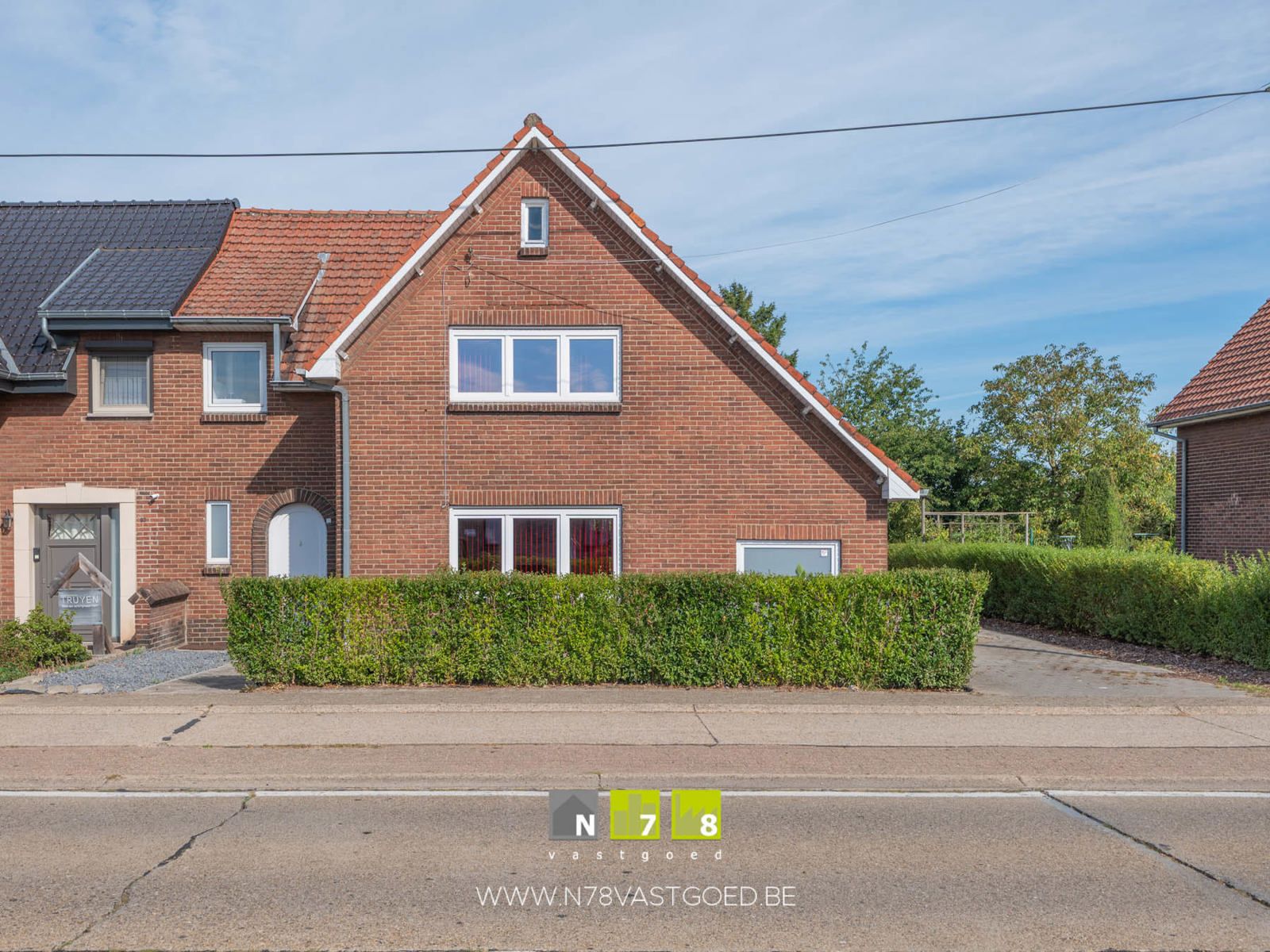 Huis te koop foto {{pictureIndex}}