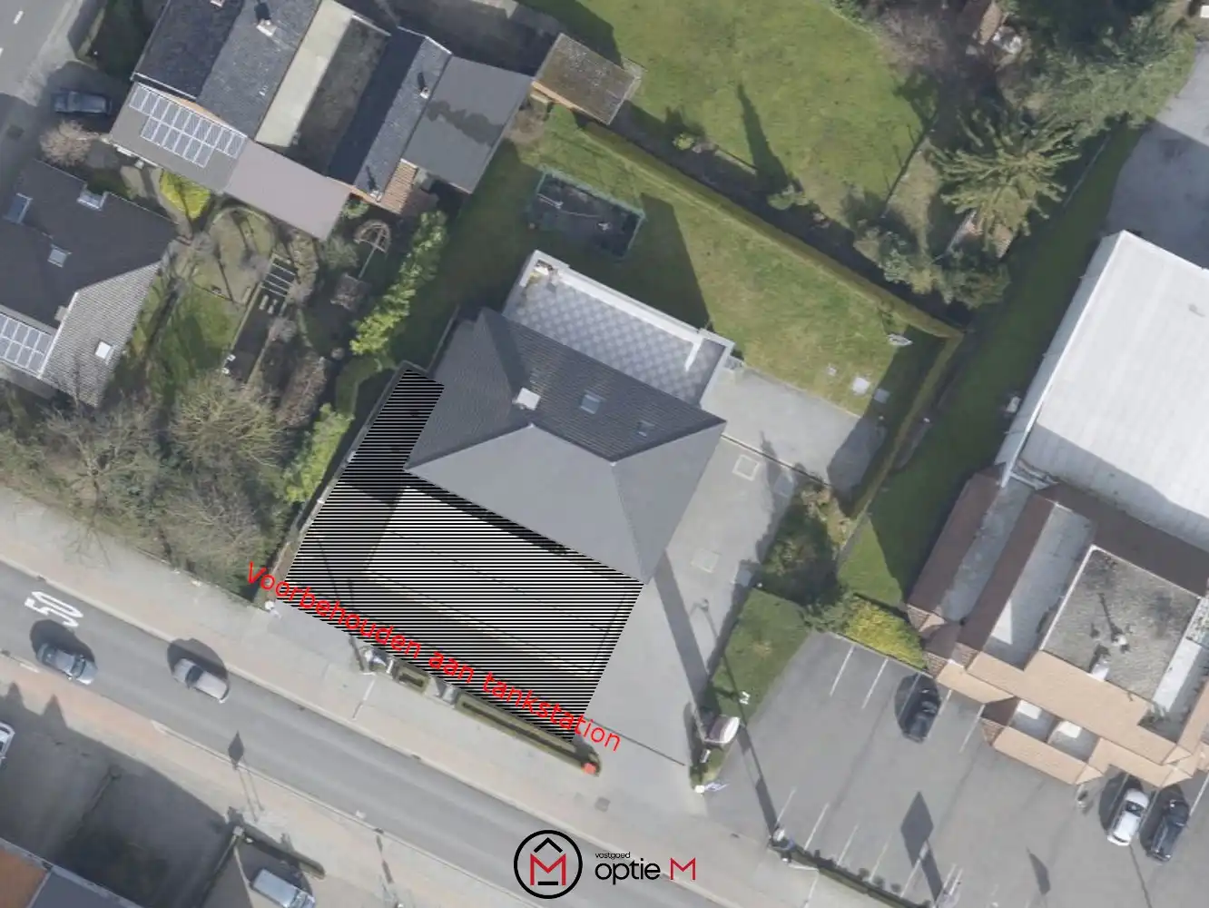 Bedrijfspand met woonst te huur – ruime hal, werkplaats en appartement met 3 slaapkamers foto 36