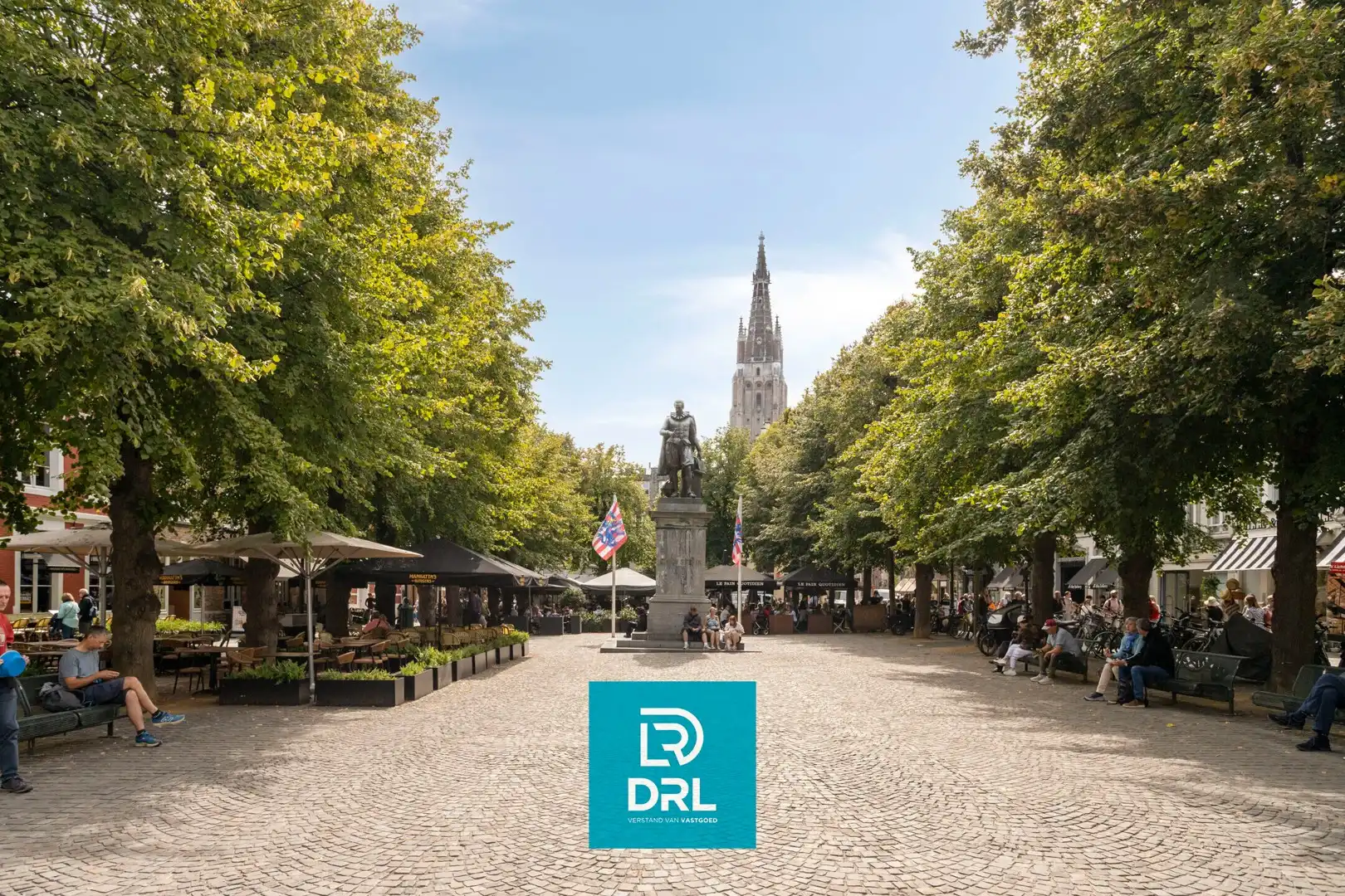 UITZONDERLIJKE EIGENDOM te CENTRUM BRUGGE foto 45