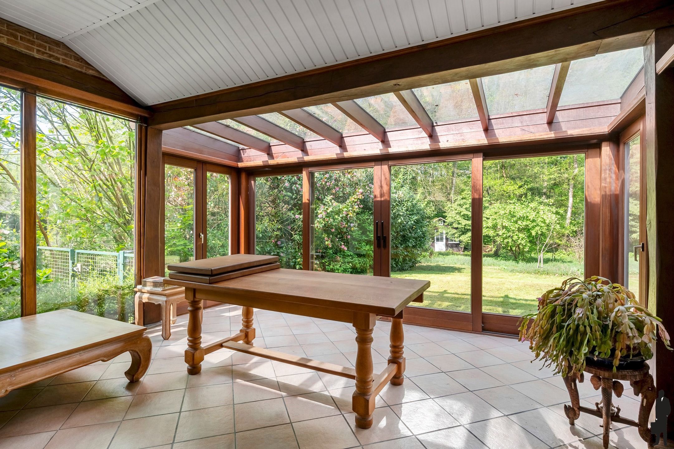 Goed onderhouden villa op centrale locatie foto 9