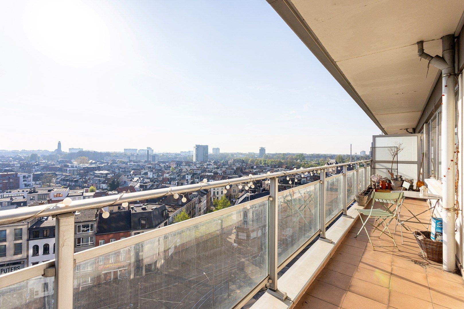 Appartement met 2 slpk met terras van 15m² foto 8