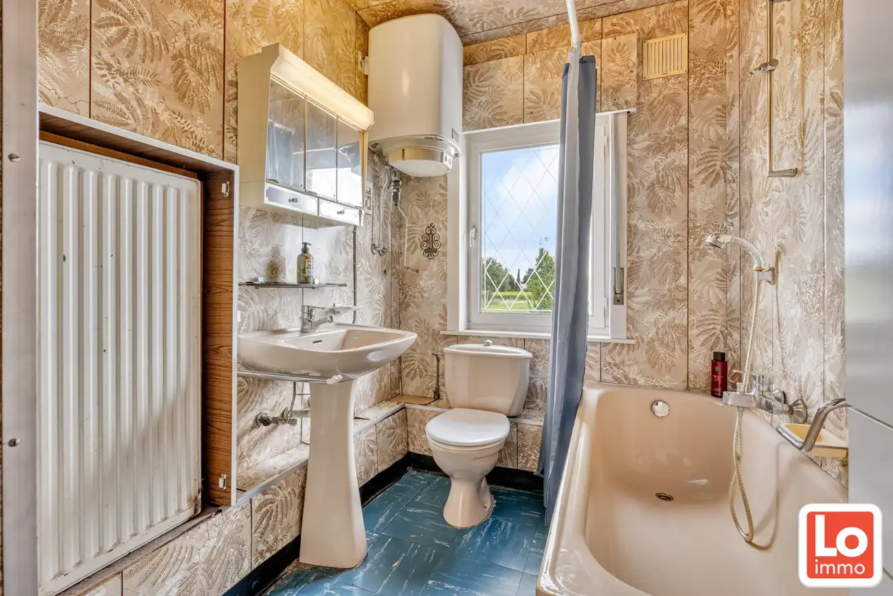 Woning met magazijn/garage (+/-100m²) op een topligging dicht bij centrum foto 12