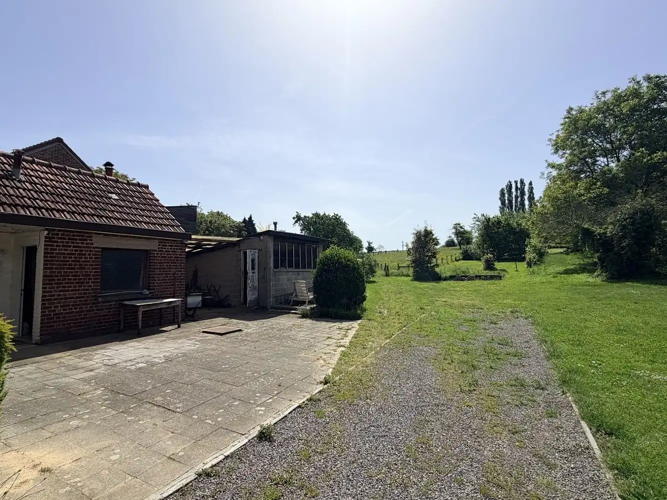 Charmante te renoveren woning op een perceel van ca. 15 are met zuidgerichte tuin foto 23