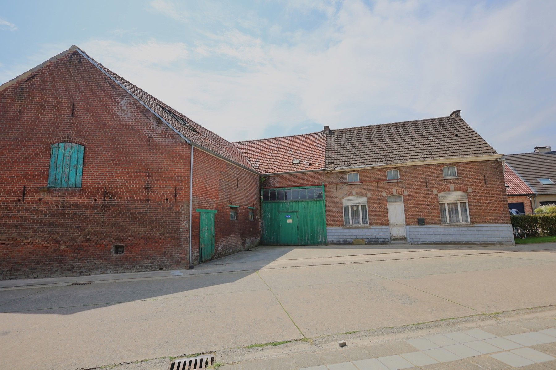 Af te breken woning met mogelijkheden foto 3