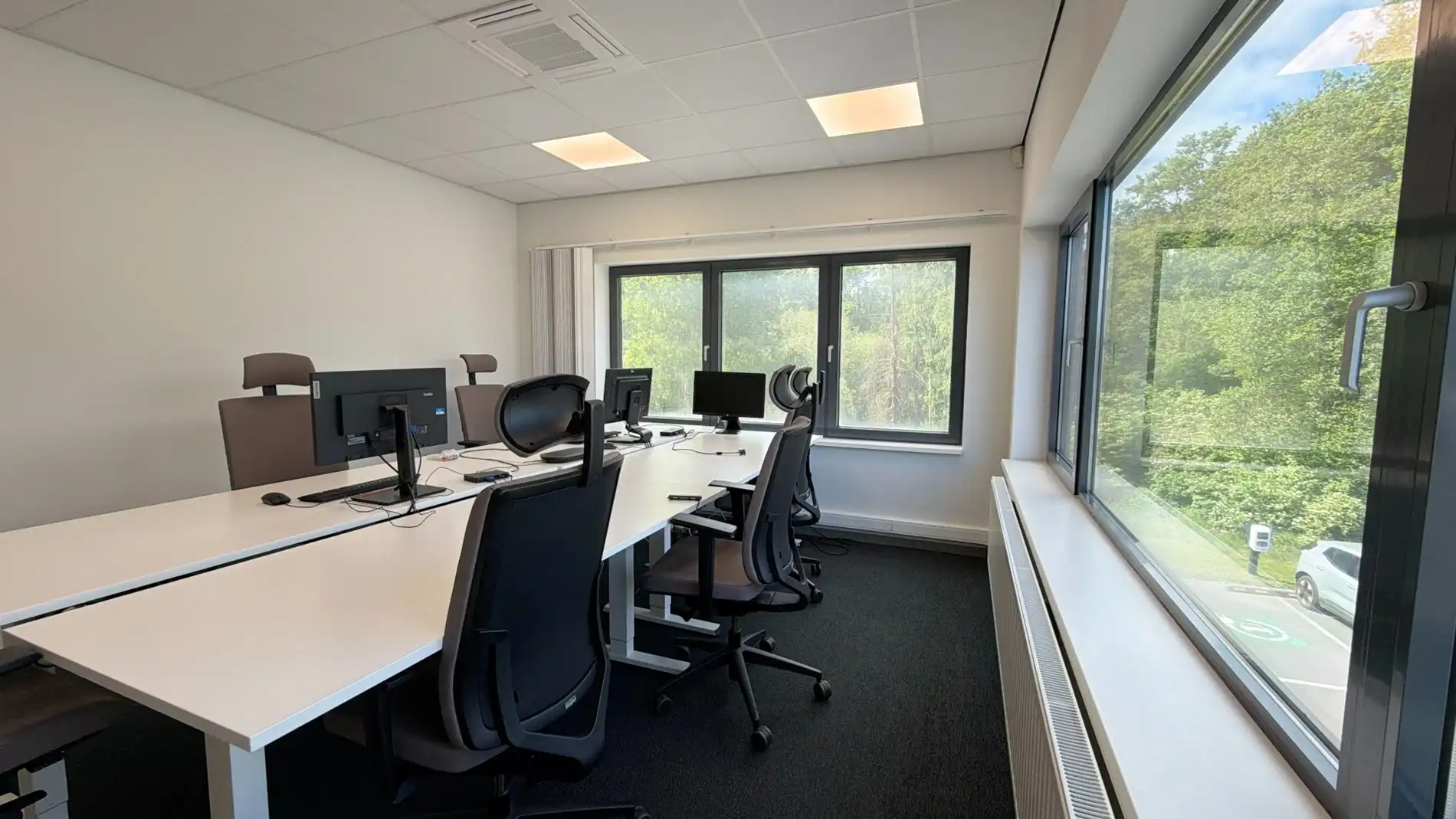 Instapklare kantoren met kleine opslagruimte te huur in Turnhout foto 15