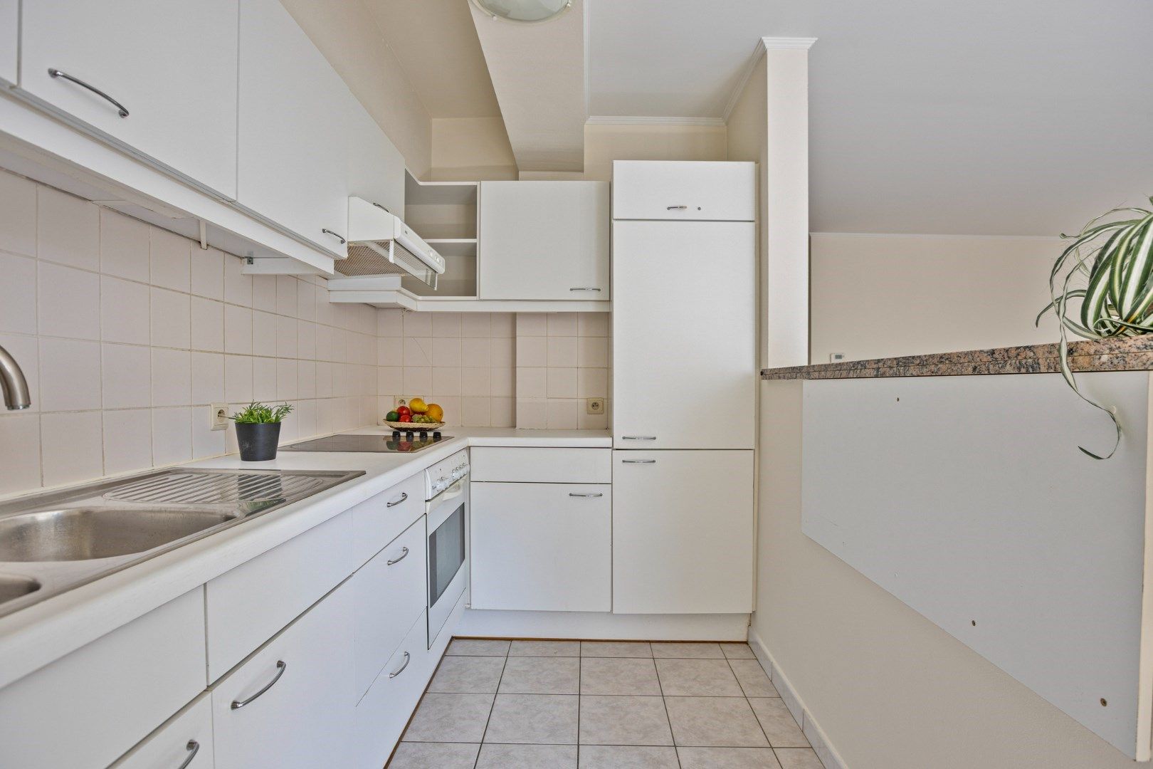 Mooi 2-slaapkamerappartement in hartje Menen! foto 8