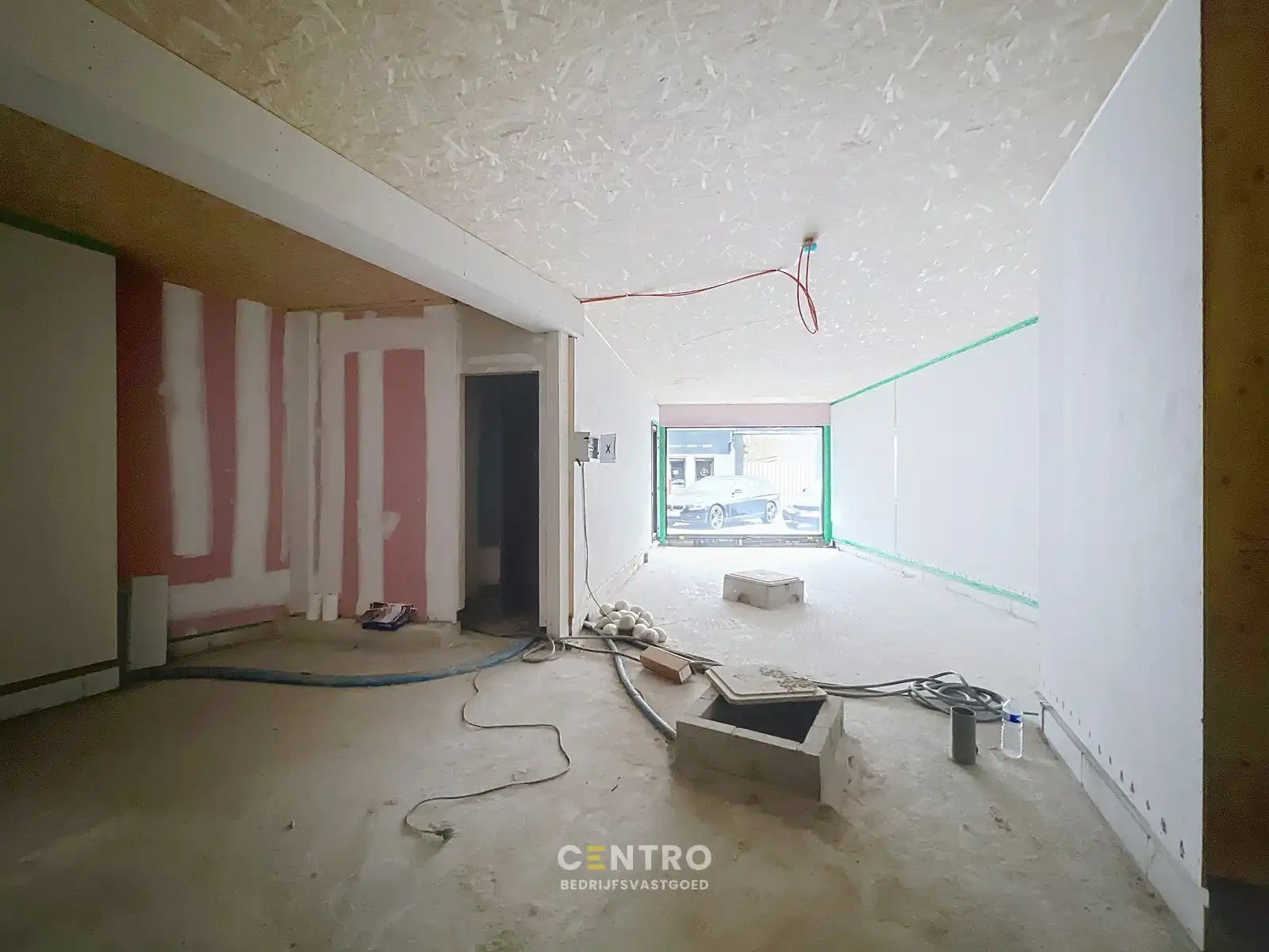 CASCO handelsgelijkvloers (± 60m²). Verdere afwerking in onderling overleg! foto 5
