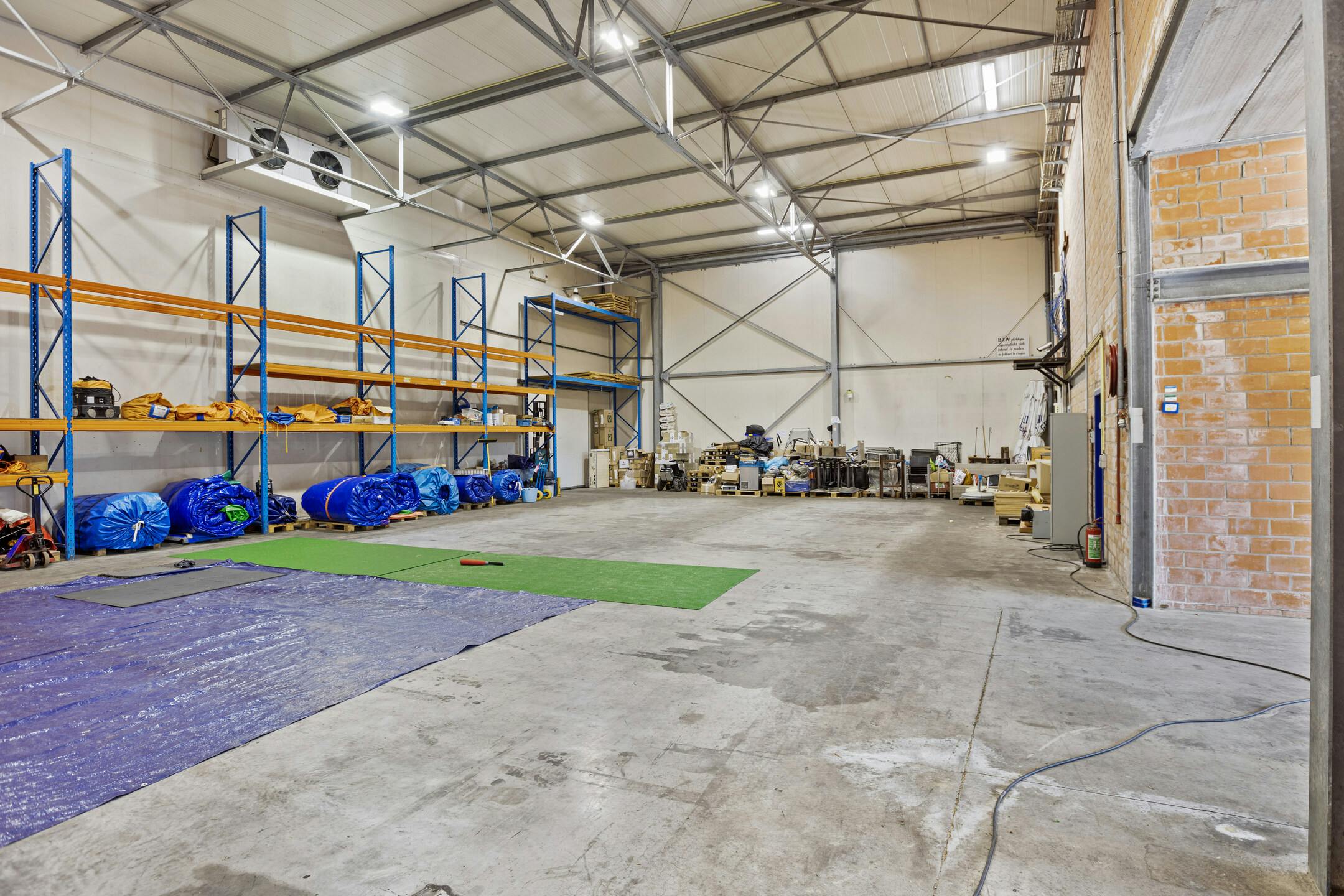 Woning met polyvalent bedrijfsgebouw in Avekapelle/Veurne foto 18