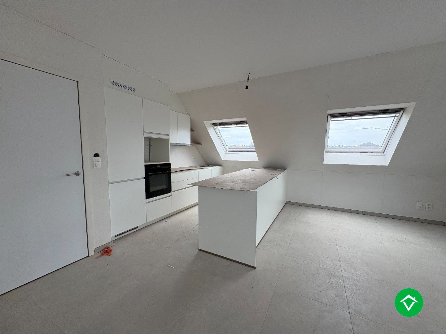 Nieuwbouwappartement met 2 slaapkamers en 1 terras in centrum Koekelare  foto 9