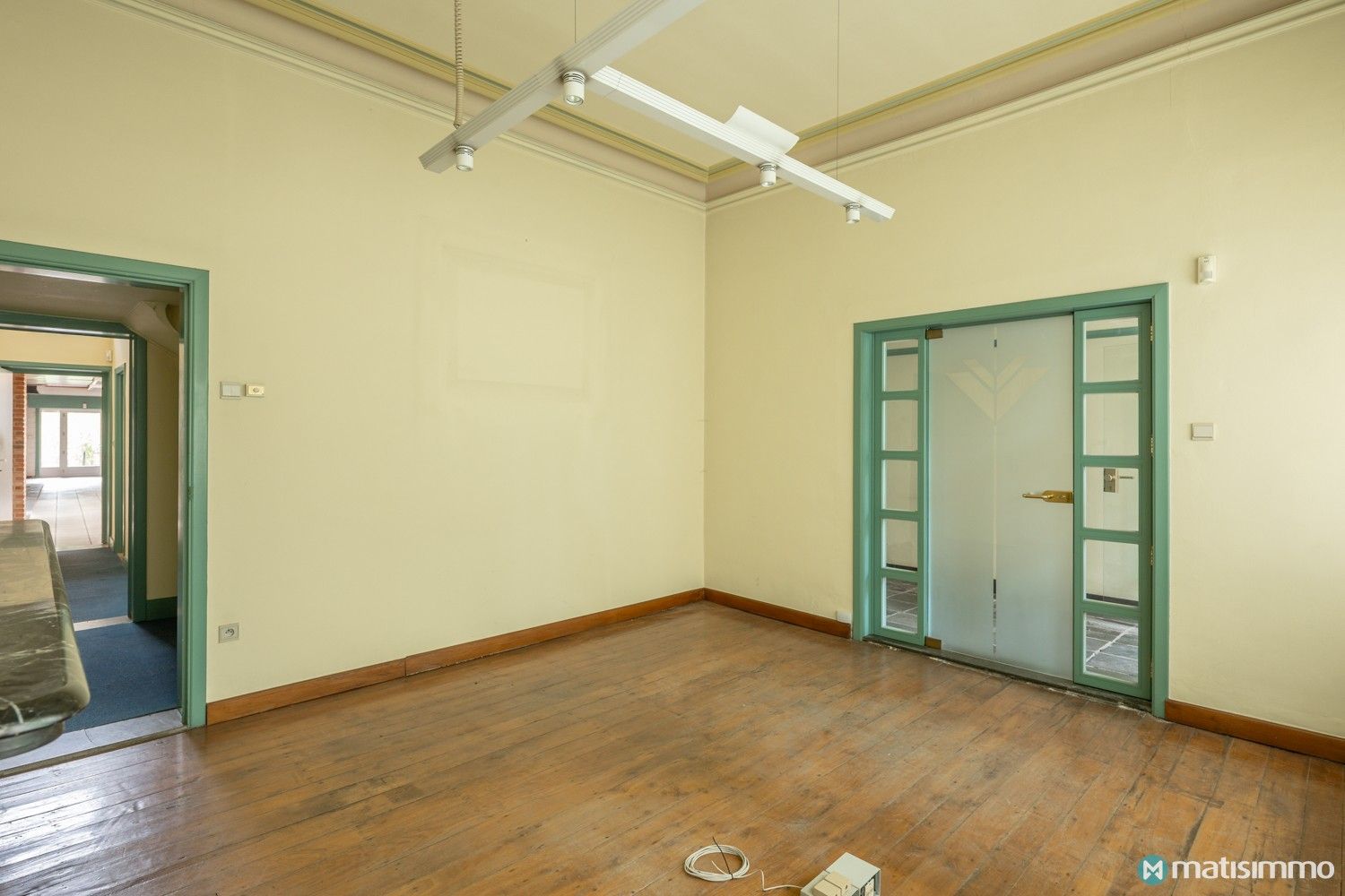 GOED GELEGEN PROJECT VOOR 3 APPARTEMENTEN + 6 AUTOSTAANPLAATSEN IN CENTRUM BILZEN foto 3