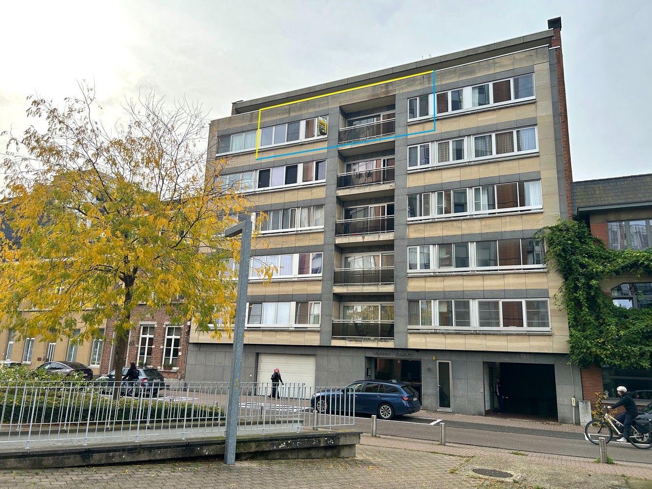 Modern, gerenoveerd appartement in hartje Leuven met 2 slaapkamers foto 11