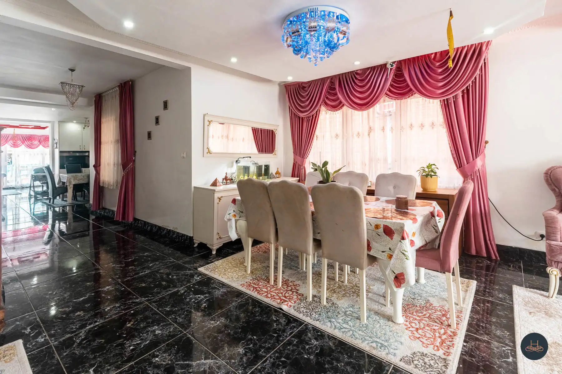 Comfortabele ruime gezinswoning met strategische ligging foto 5