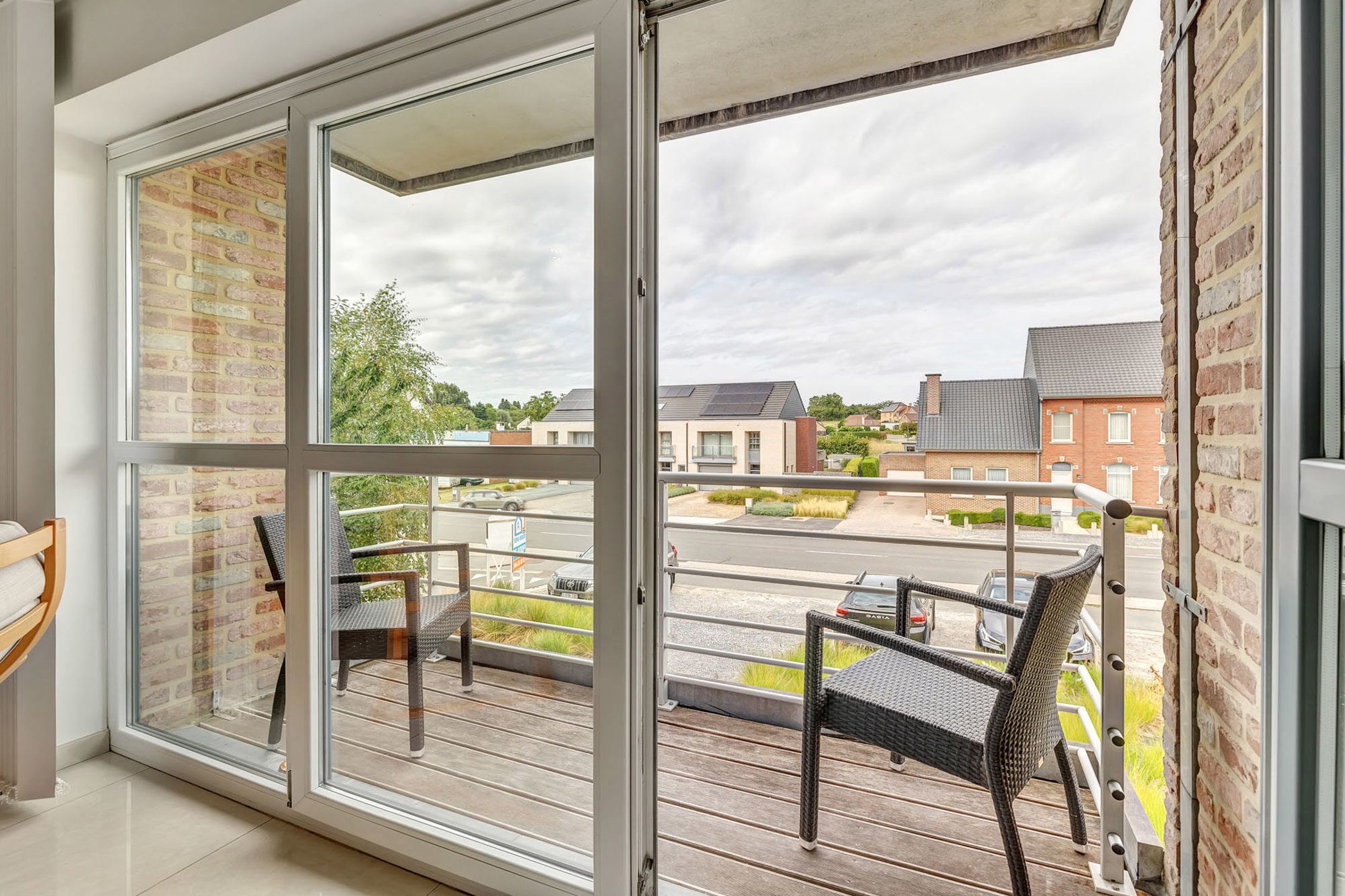 Instapklaar appartement met garage en ruime kelderberging foto 9