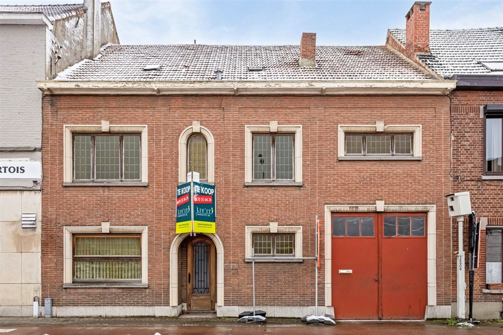 Hoofdfoto van de publicatie: Te renoveren woning 