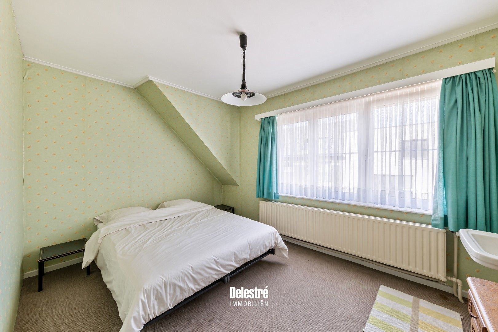 STANDINGVOLLE WONING MET GROTE ZO TUIN EREMBODEGEM foto 22