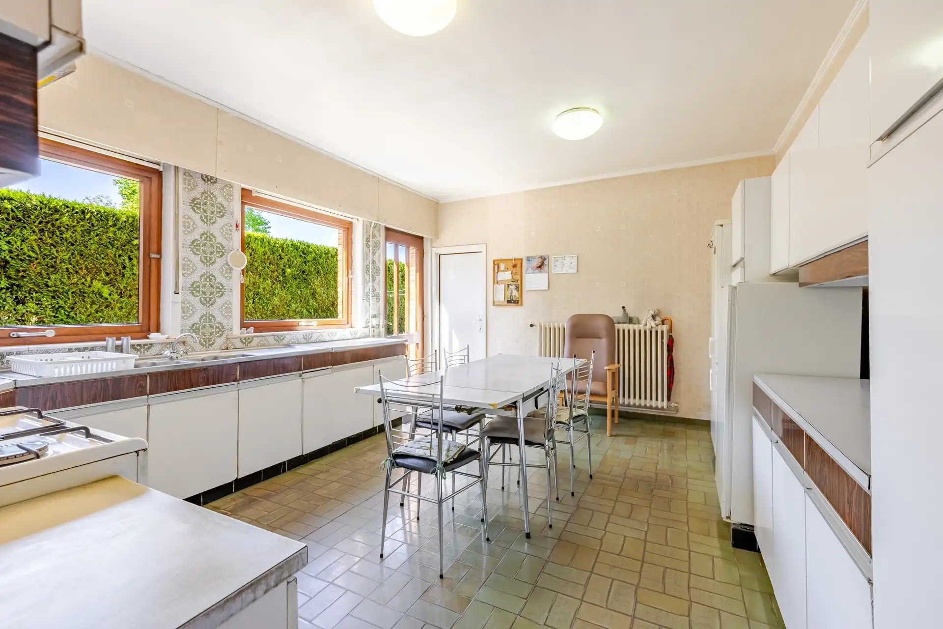 Charmante woning met grote tuin nabij het centrum van Kalken! foto 12