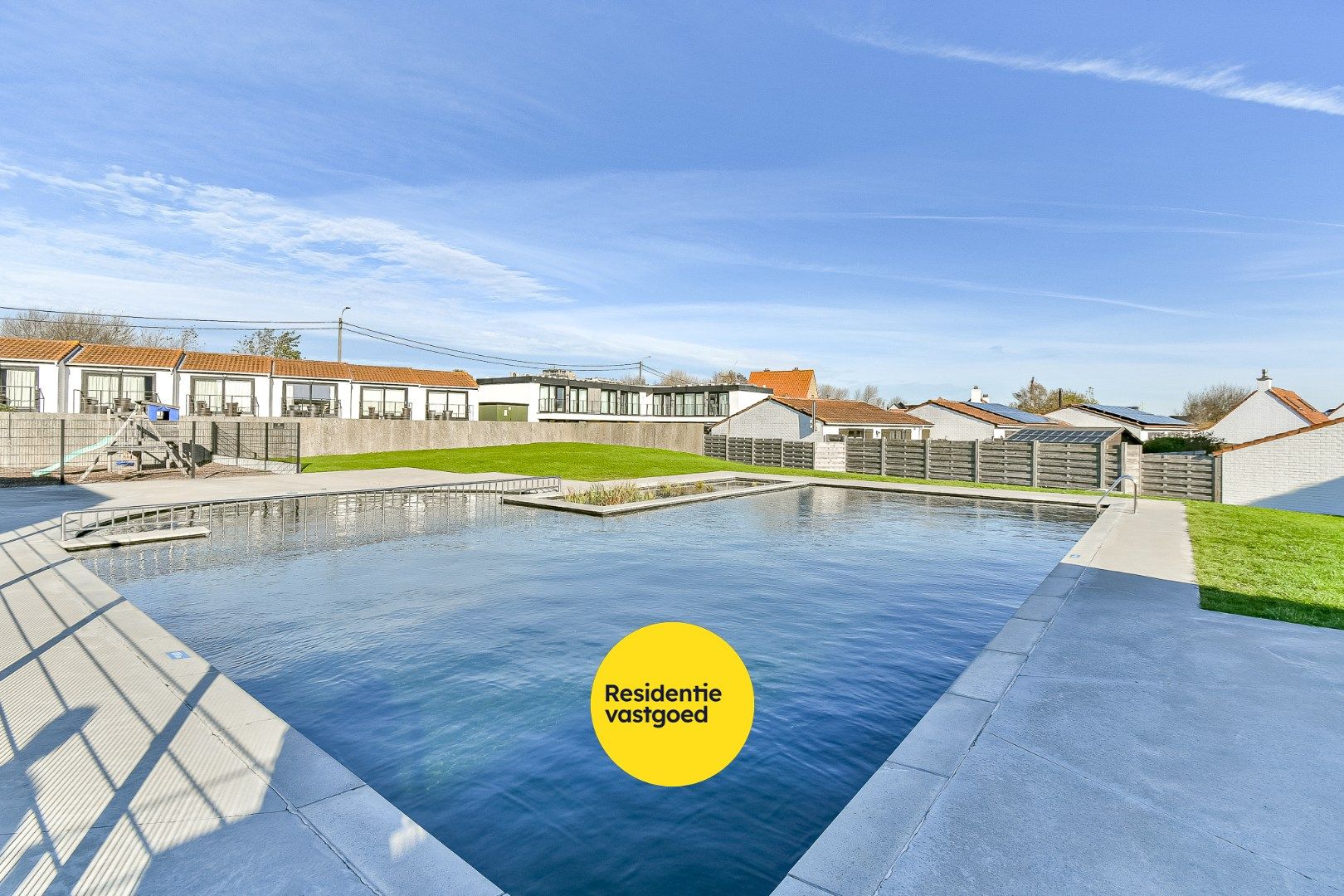 Vakantiewoning met tuin, parkeerplaats en 2 slaapkamers foto 13